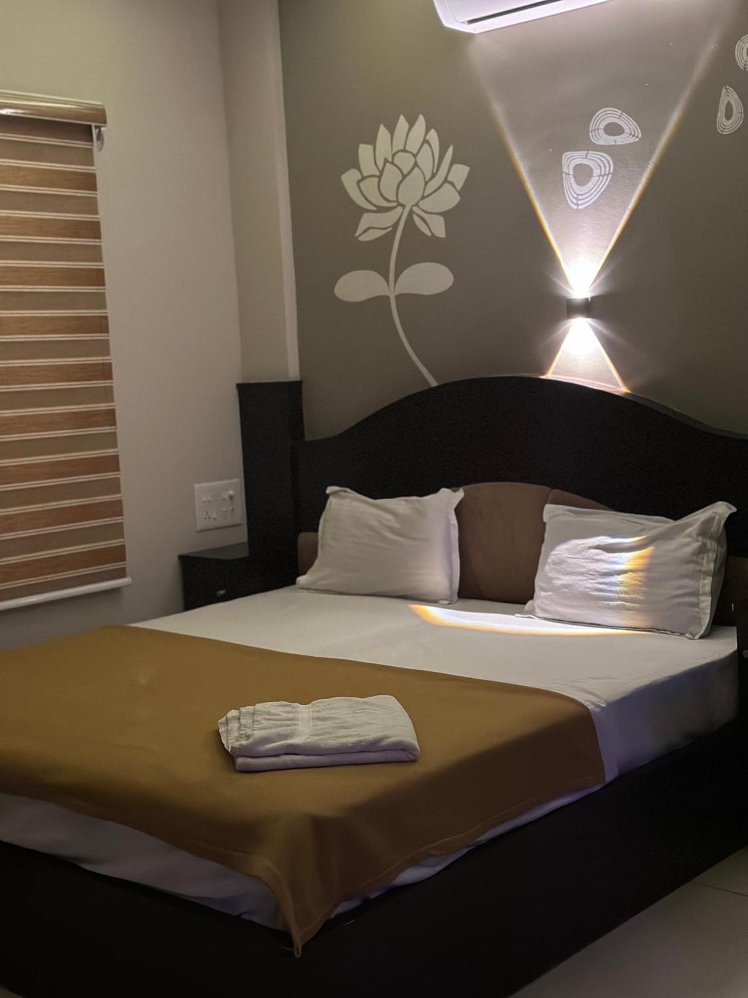 فندق Metro Residency Kochi المظهر الخارجي الصورة