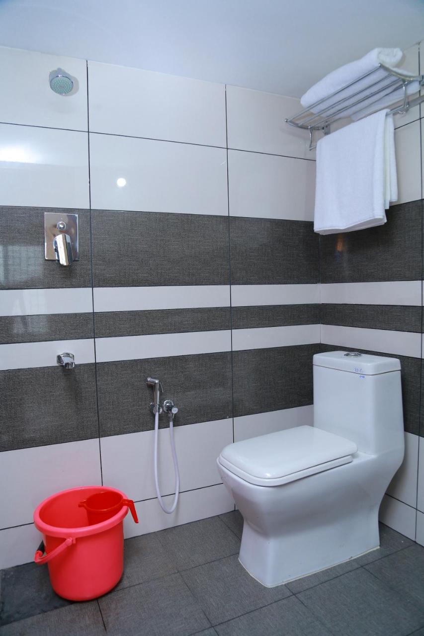فندق Metro Residency Kochi المظهر الخارجي الصورة